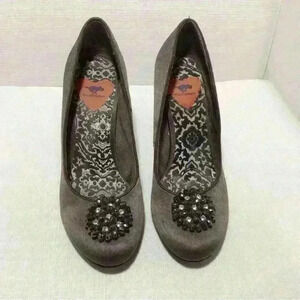 Rocket Dog Woman’s Size 8.5 Brown/Bronze with Beaded Embellishment Satin…